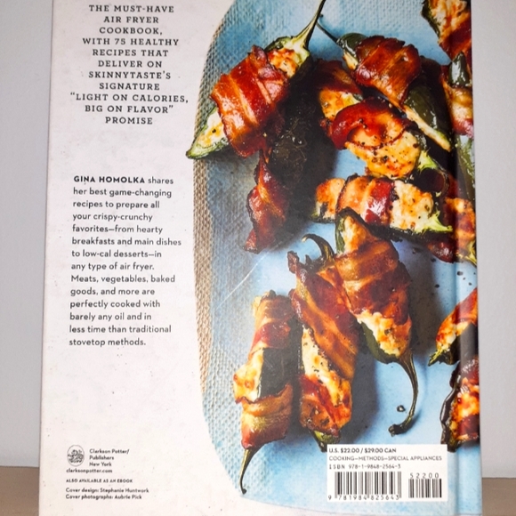 3/$25 *New*Skinnytaste Airfryer Cookbook - Picture 2 of 3